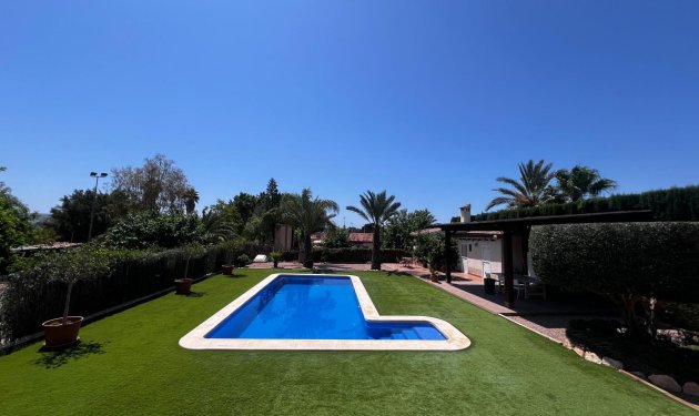 Resale - Chalet - Elche Pedanías - Valverde