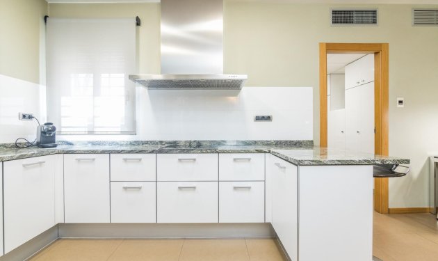 Resale - Villa de Lujo - Peña las aguilas - Peña de Las Águilas