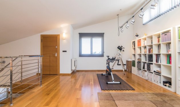 Resale - Villa de Lujo - Peña las aguilas - Peña de Las Águilas