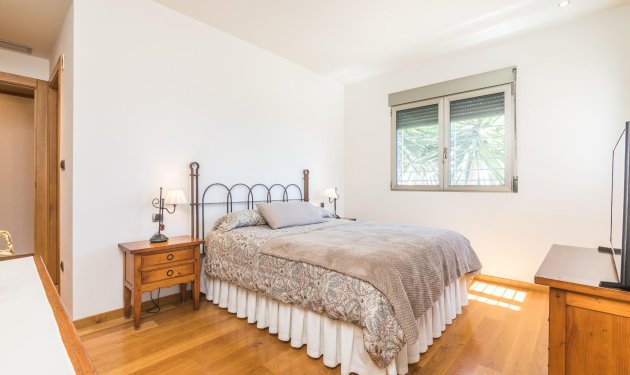 Resale - Villa de Lujo - Peña las aguilas - Peña de Las Águilas