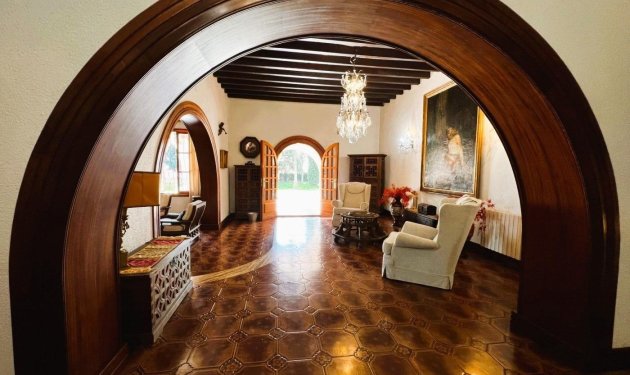 Resale - Finca rústica - Novelda - SERRETA