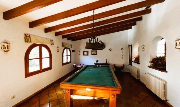 Resale - Finca rústica - Novelda - SERRETA