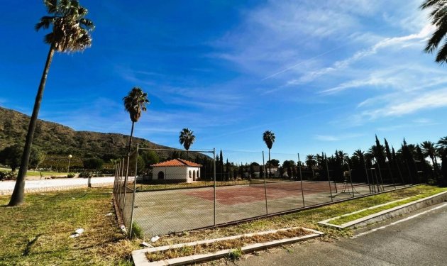 Resale - Finca rústica - Novelda - SERRETA