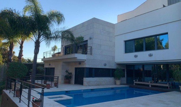 Resale - Chalet - Alicante - Playa de San Juan