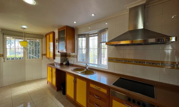 Resale - Townhouse - Elche - Bonavista