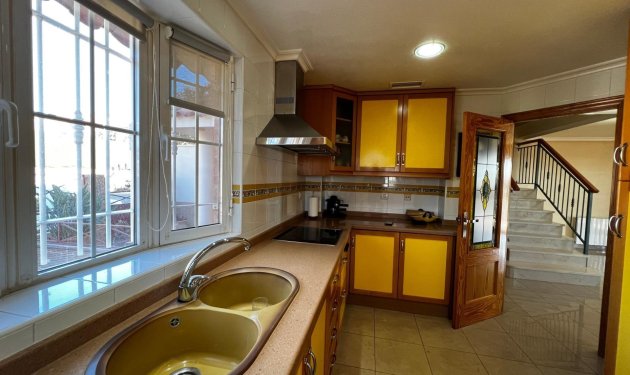 Resale - Townhouse - Elche - Bonavista