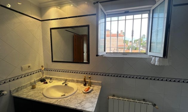 Resale - Townhouse - Elche - Bonavista