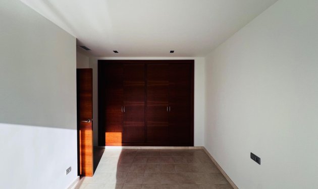 Reventa - Chalet - Monforte del Cid