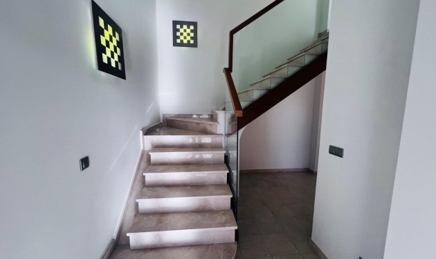 Reventa - Chalet - Monforte del Cid