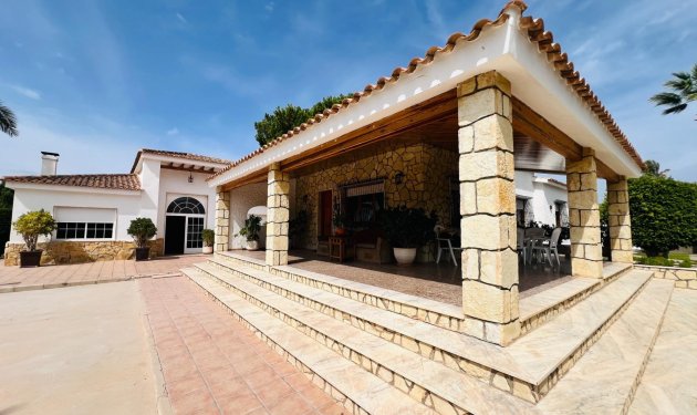 Resale - Chalet - Elche Pedanías - Maitino-Perleta