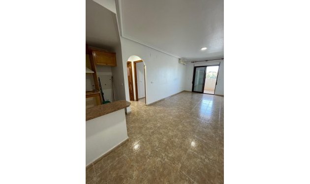 Resale - Apartamento - Orihuela Costa - Campoamor