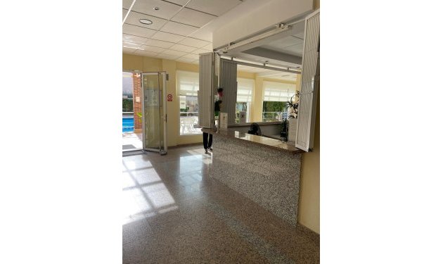 Resale - Apartamento - Orihuela Costa - Campoamor