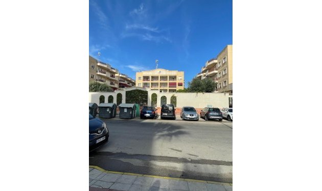 Resale - Apartamento - Orihuela Costa - Campoamor