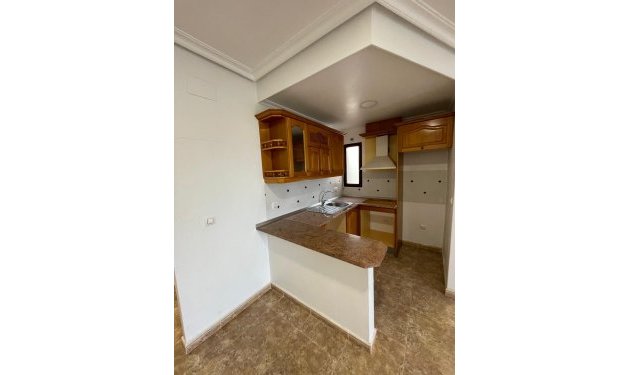 Resale - Apartamento - Orihuela Costa - Campoamor