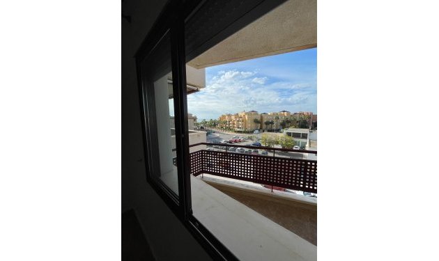 Resale - Apartamento - Orihuela Costa - Campoamor