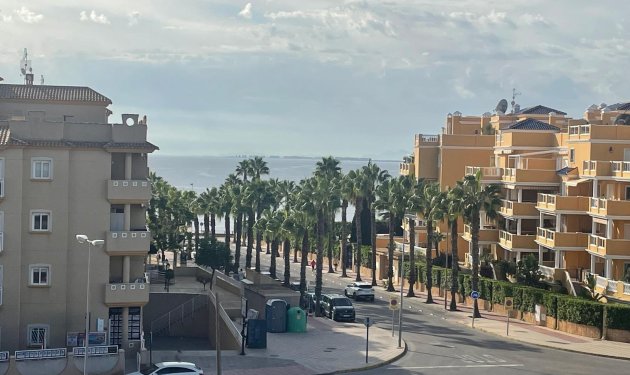 Resale - Apartamento - Orihuela Costa - Campoamor