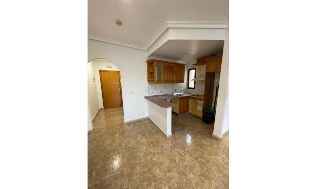 Resale - Apartamento - Orihuela Costa - Campoamor