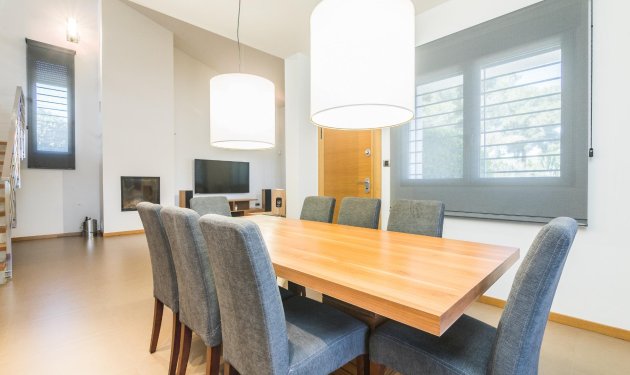 Resale - Villa de Lujo - Peña las aguilas - Peña de Las Águilas