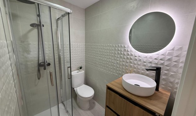 Resale - Piso - Torrevieja - Playa de los Naufragos