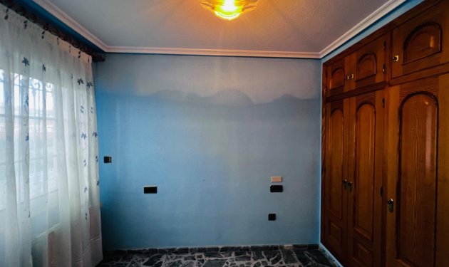 Resale - Chalet - Elche - Ciudad Jardin