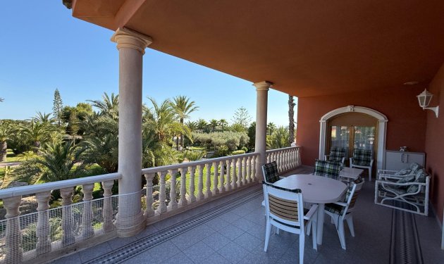 Resale - Chalet - Valverde (Alicante) - Valverde
