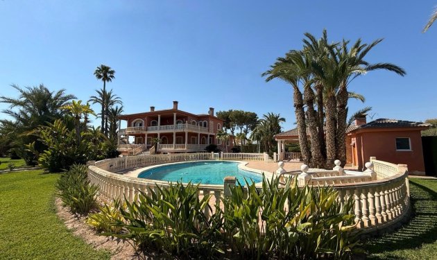 Resale - Chalet - Valverde (Alicante) - Valverde