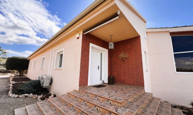 Resale - Chalet - Orihuela - Molins-Campaneta-San Bartolomé