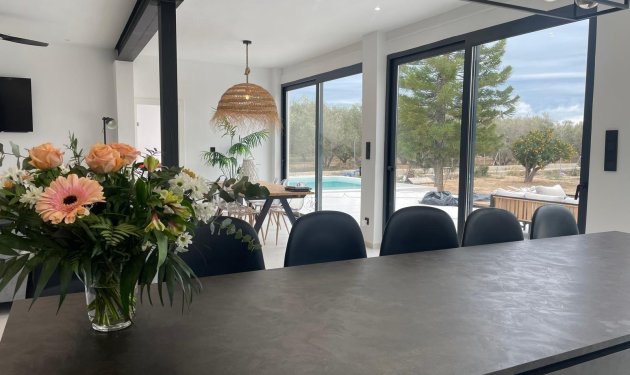 Resale - Chalet - Elche Pedanías - Alzabares