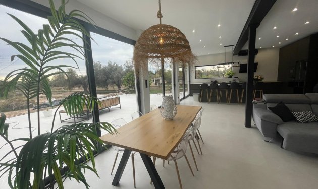 Resale - Chalet - Elche Pedanías - Alzabares