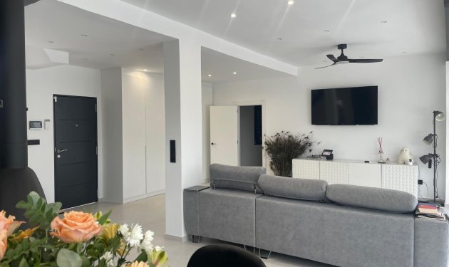 Resale - Chalet - Elche Pedanías - Alzabares