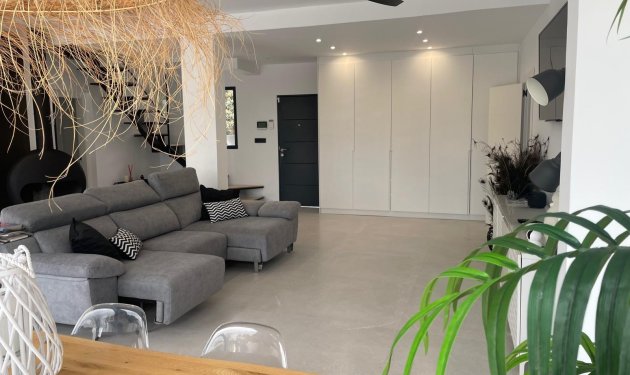 Resale - Chalet - Elche Pedanías - Alzabares