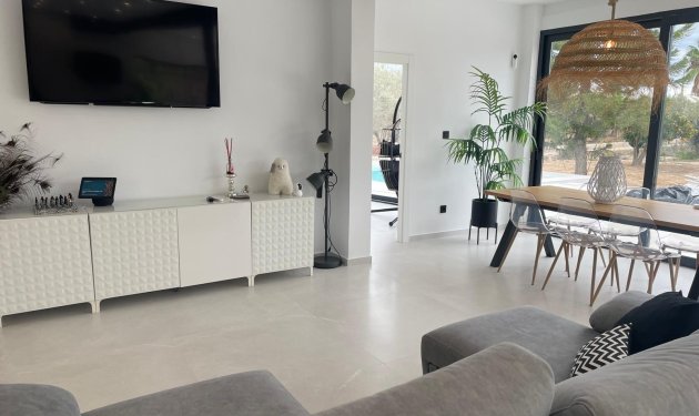 Resale - Chalet - Elche Pedanías - Alzabares