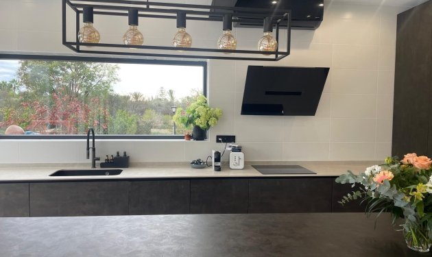 Resale - Chalet - Elche Pedanías - Alzabares