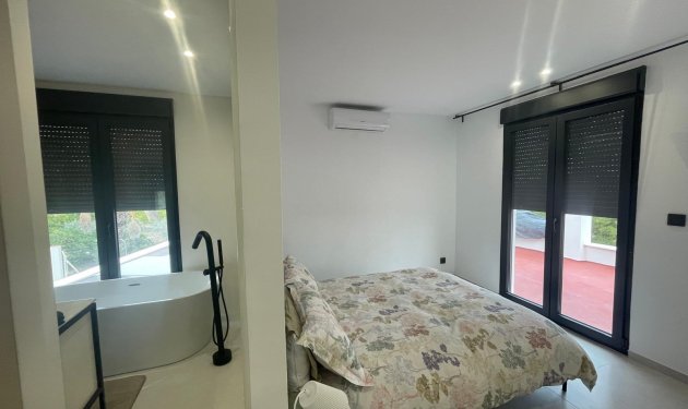 Resale - Chalet - Elche Pedanías - Alzabares