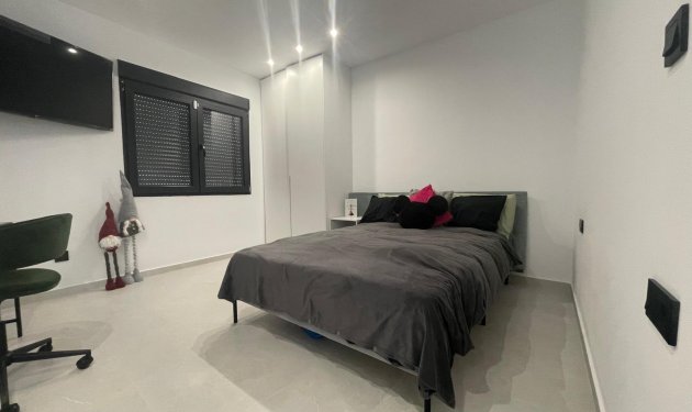 Resale - Chalet - Elche Pedanías - Alzabares