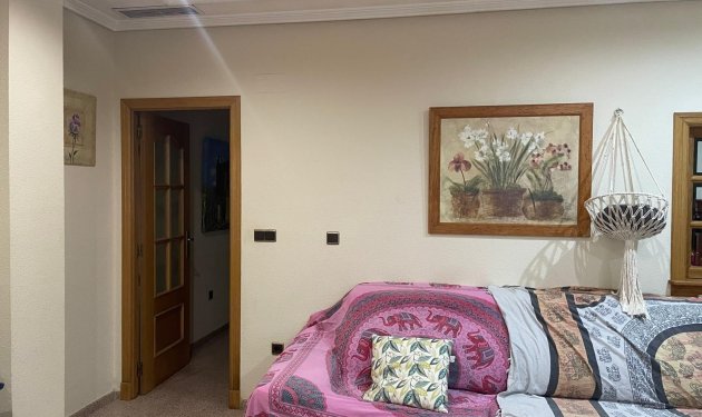 Resale - Planta baja - Torrellano