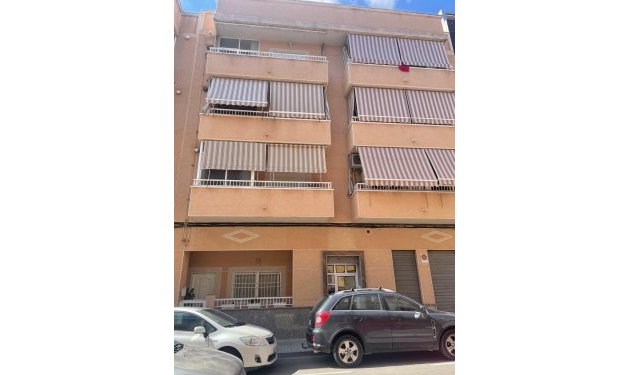 Resale - Planta baja - Torrellano