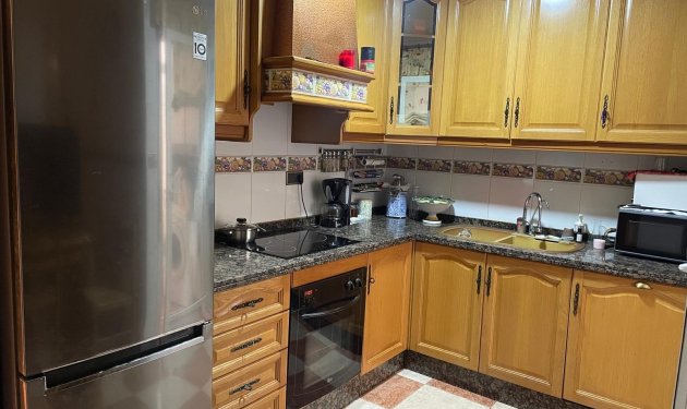 Resale - Planta baja - Torrellano