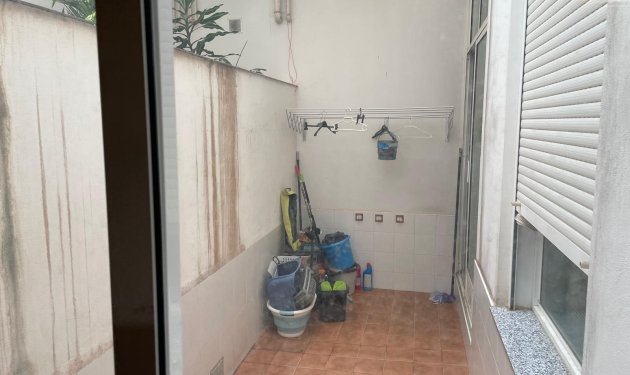 Resale - Planta baja - Torrellano