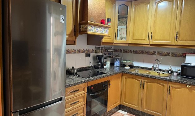 Resale - Planta baja - Torrellano