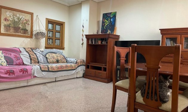 Resale - Planta baja - Torrellano