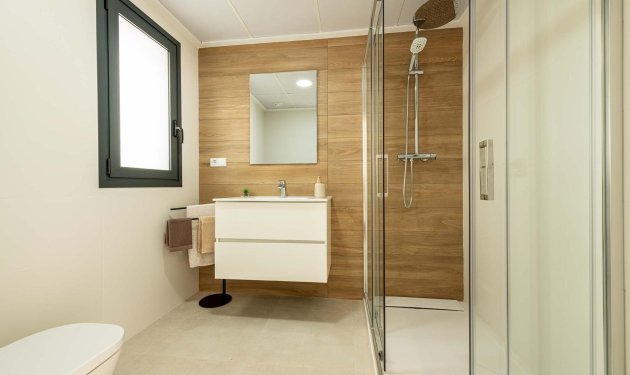 Odsprzedaż - Kamienica - Cox