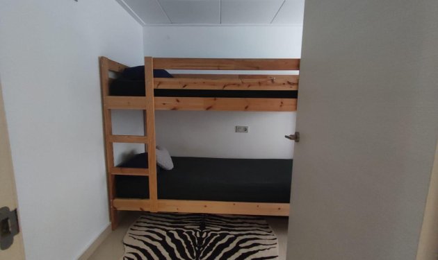 Resale - Piso - Torrevieja - Playa de la mata