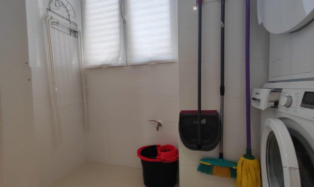 Resale - Piso - Torrevieja - Playa de la mata