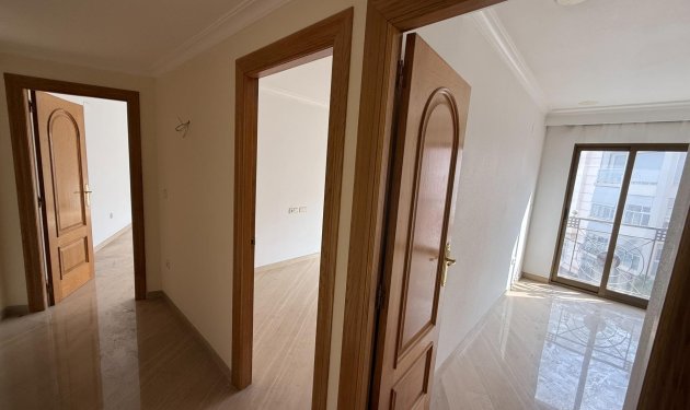 Resale - Piso - Elche - Centro