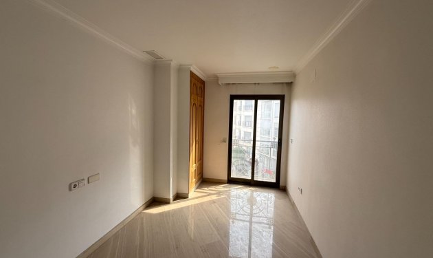 Resale - Piso - Elche - Centro