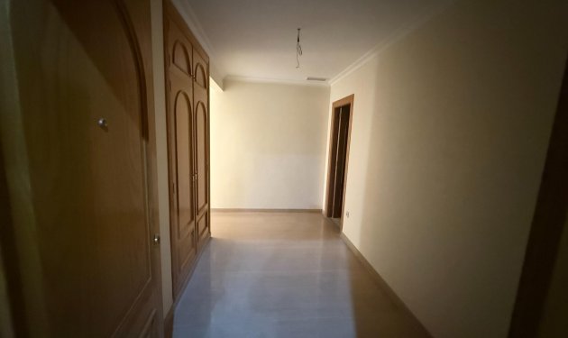 Resale - Piso - Elche - Centro