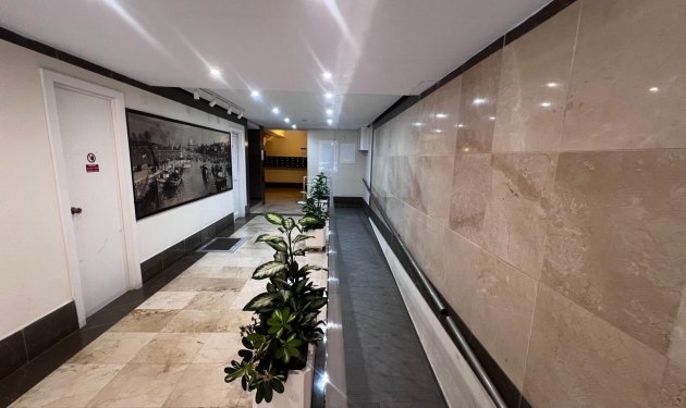 Resale - Piso - Santa Pola - Santiago bernabeu