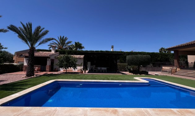 Resale - Chalet - Elche Pedanías - Valverde