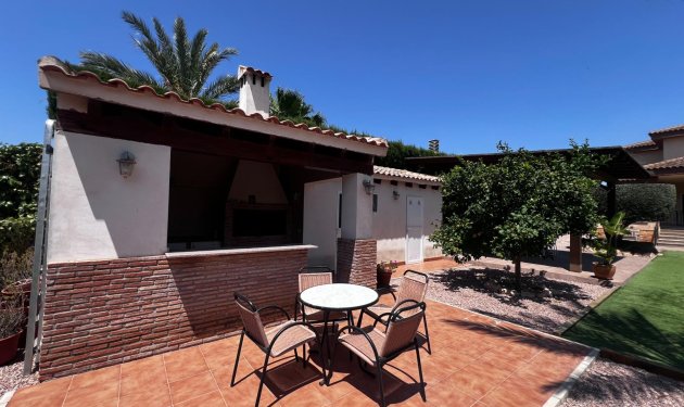 Resale - Chalet - Elche Pedanías - Valverde
